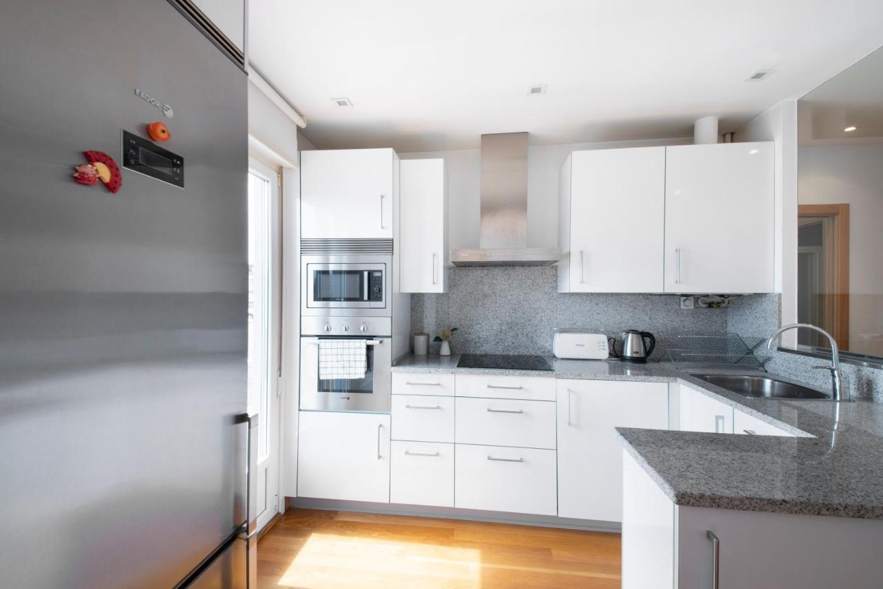 Modern Apartment With Spacious Terrace ซานเซบาสเตียน ภายนอก รูปภาพ